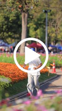 BIB:  <button type="button" onclick="openModal(27588629)" class="btn btn-primary btn-sm float-right" data-toggle="modal" data-target=".modal-high-quality">
                <i class="fa fa-download"></i> Download
                </button>